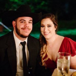 Meet your Posher, Desiree